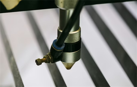 ชิ้นส่วนตรง marki